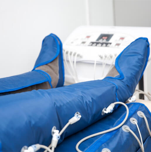 Botas de presoterapia conectadas a su equipo